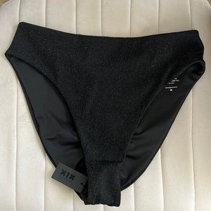 CXIX Pole Bottoms